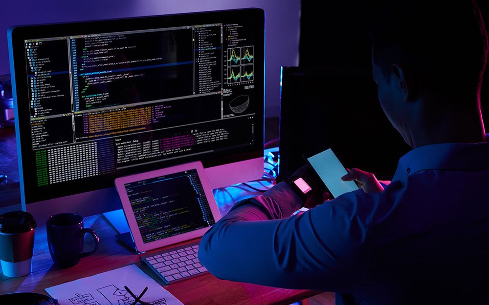 أحدث تصميمات المصمم الفني جون دو